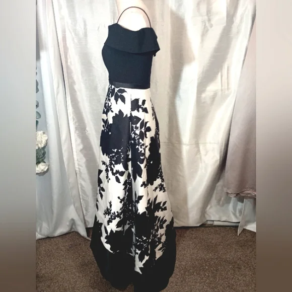 Morgan &Co Vintage Off-the-Shoulder Asym- metrical Hem, Long Dress, Black, 4-6 - Picture 4 of 14